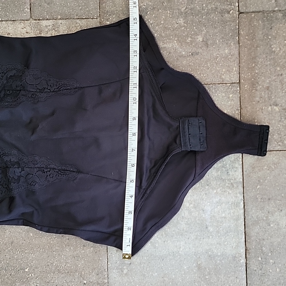 Maidenform Shapewear Bodysuit With Built In Underwire Bra Sz 36 C Black - Picture 13 of 15